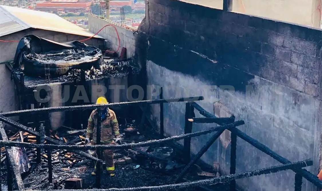 Adultos mayores con quemaduras en siniestro