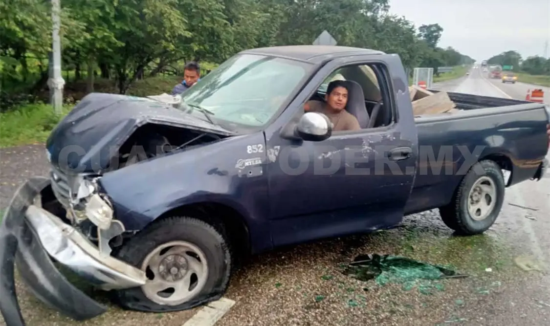 Al llegar al punto de revisión de las autoridades migratorias, la camioneta derrapó luego de que intentara frenar de pronto. Genaro Sánchez / CP