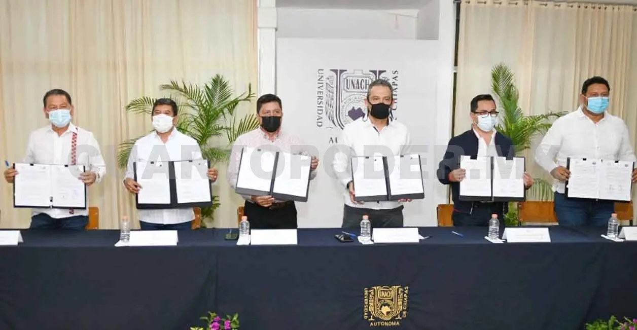 Suscribe Unach convenios con municipios