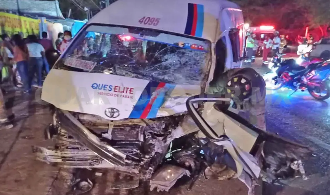 Encontronazo carretero; 17 heridos y un muerto