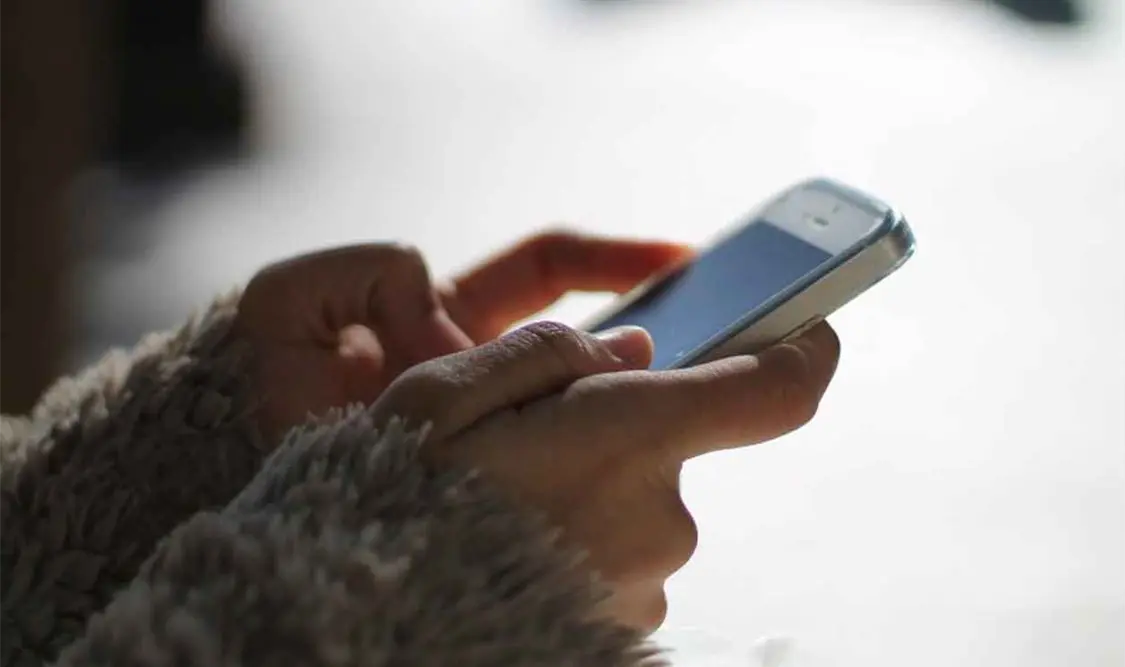 Alertan sobre fraudes en WhatsApp sobre créditos