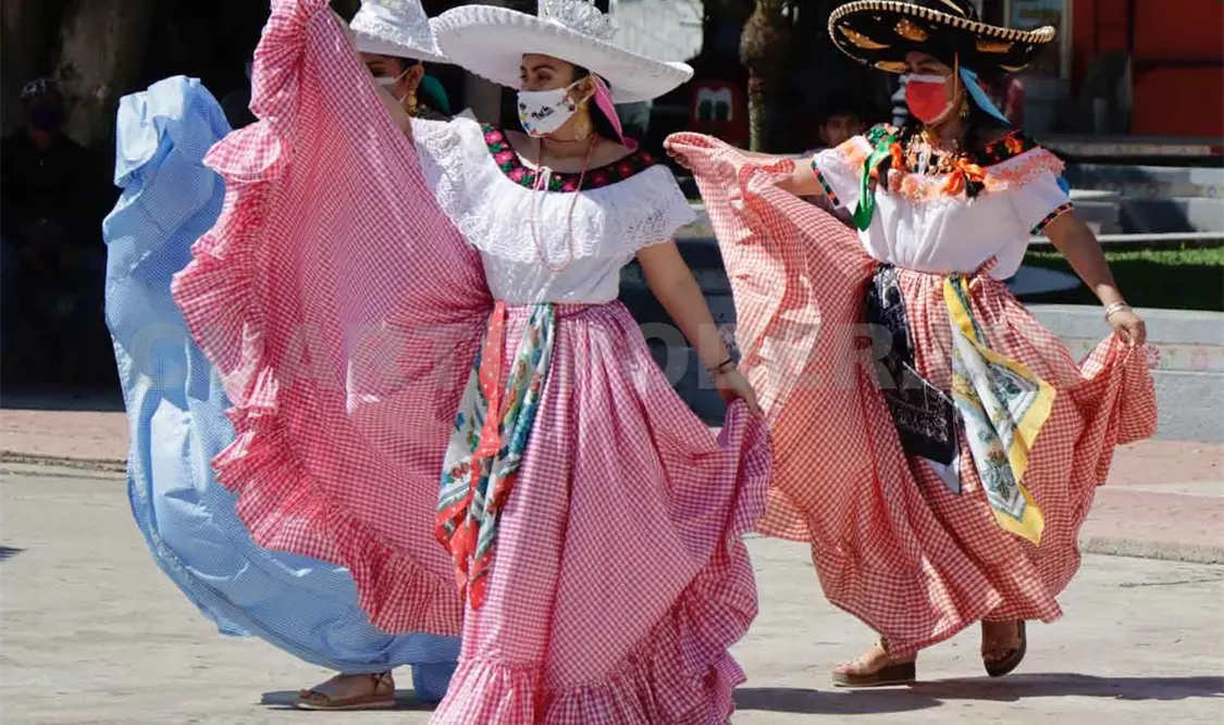 Fervorosas celebran a la Candelaria