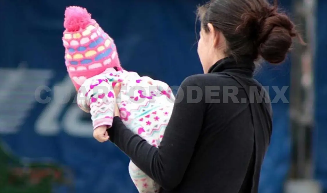 Ante el deceso de la temperatura, recomiendan proteger con ropa adecuada a adultos mayores, niños y niñas. CP