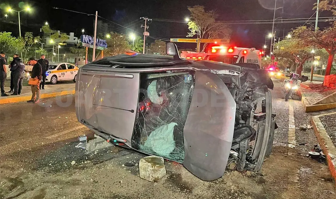 El accidente ocurrió en los primeros minutos de la madrugada del sábado en el libramiento Norte, a la altura del parque Noquis. Ulises López / CP