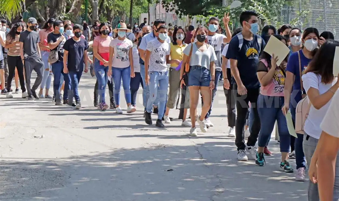 De 15 a 17 años, los menos vacunados