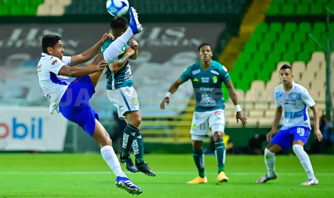 León y Cruz Azul, a exponer su invicto