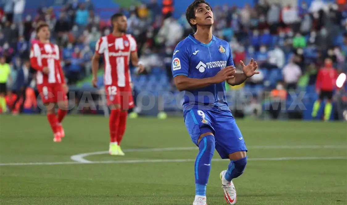 Regresé a Chivas por elección propia: Macías