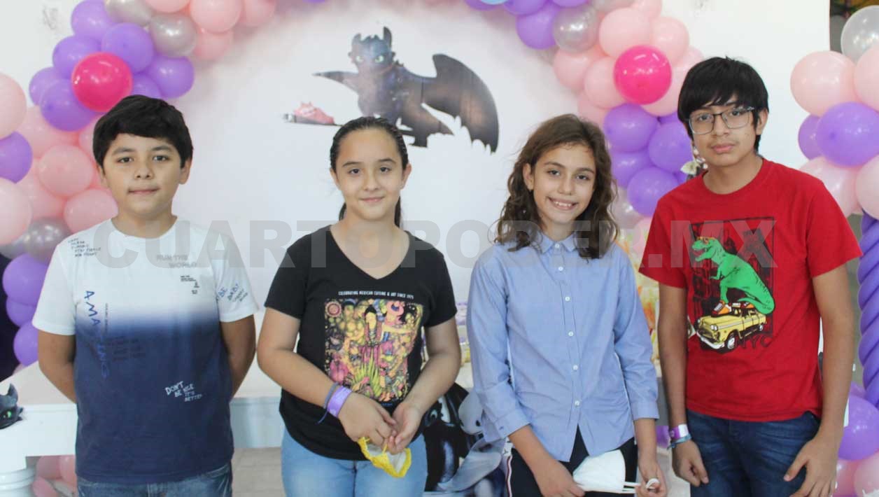 Regalos y abrazos para Romina
