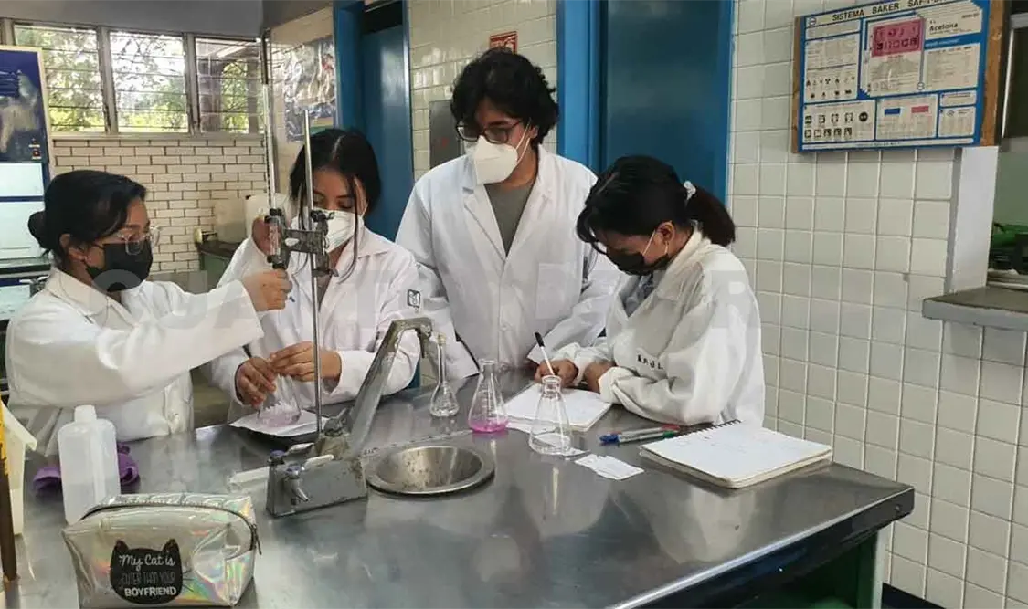 Participación de la mujer en la ciencia debe crecer más
