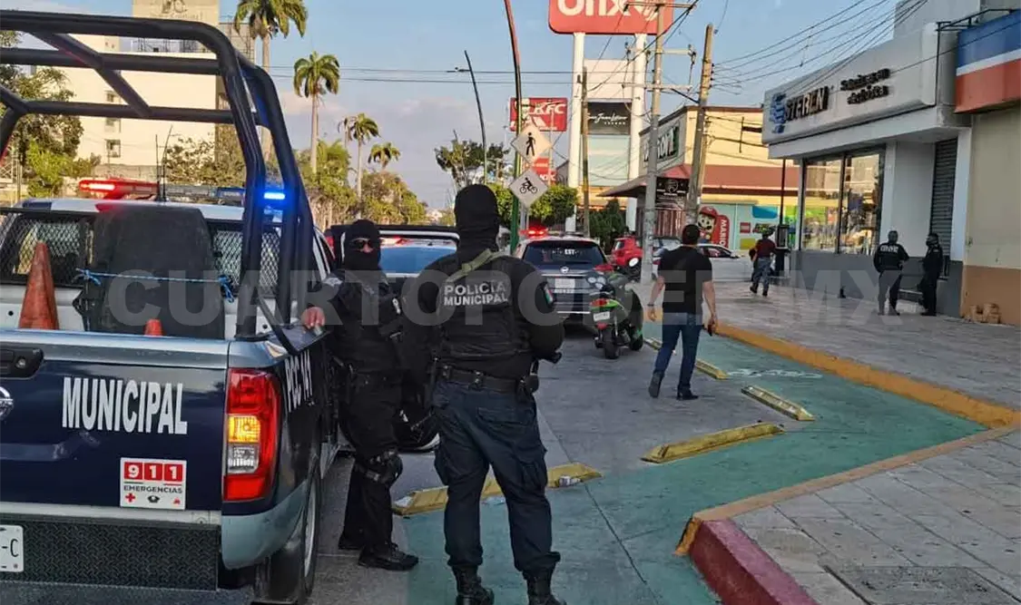 Steren asaltada por dos sujetos armados