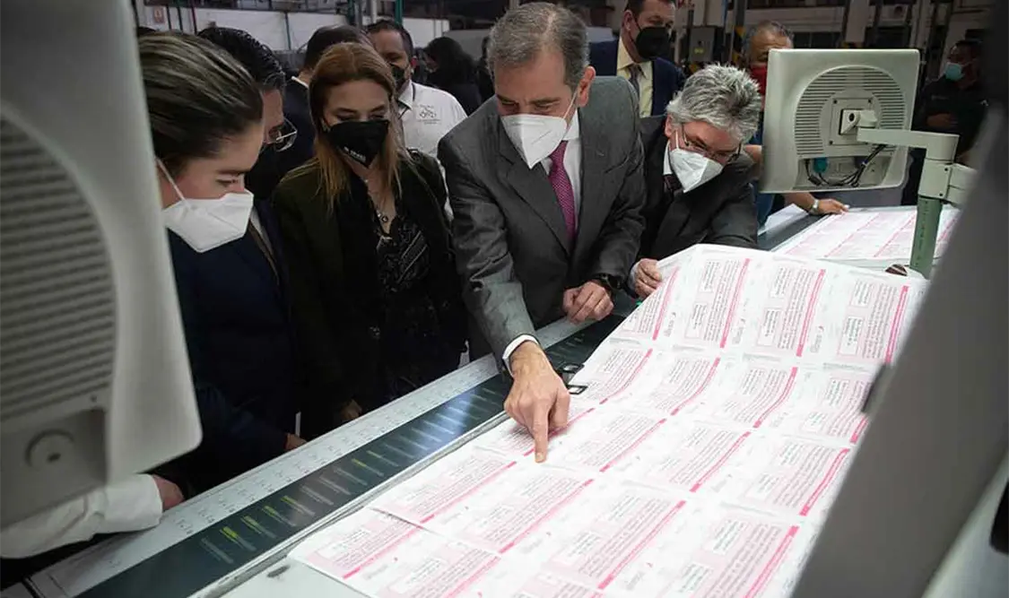 INE da “banderazo” a impresión de boletas