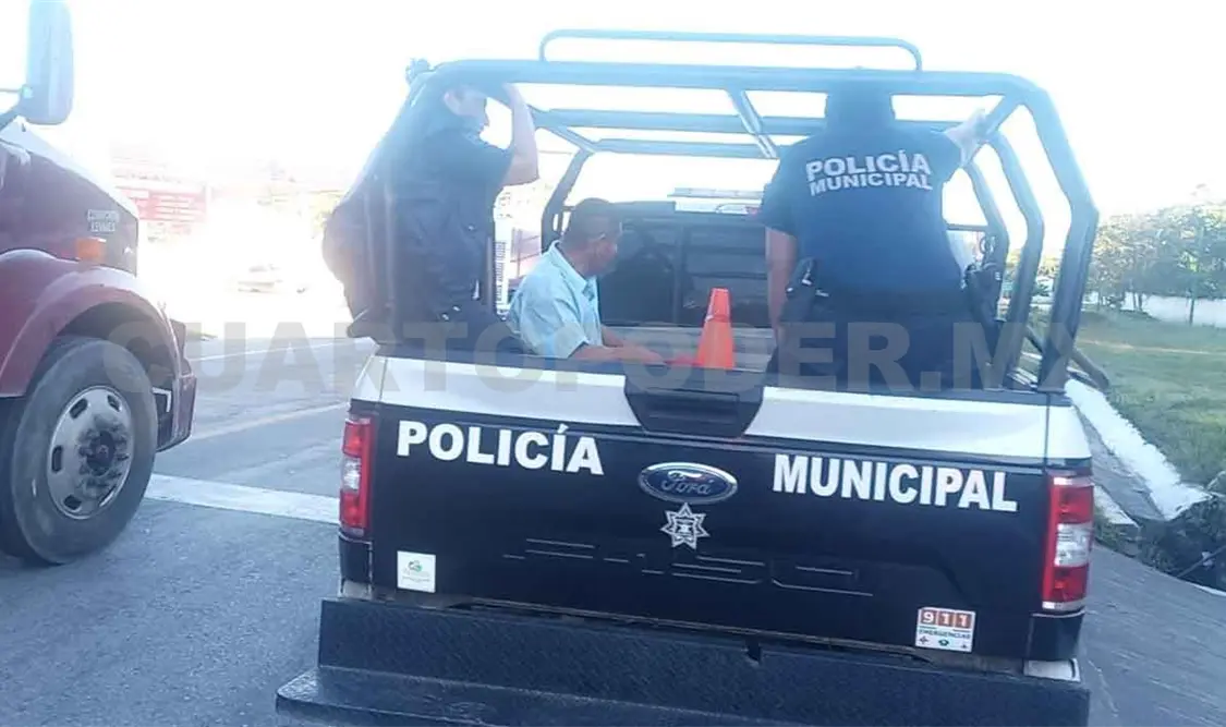 Conducía un auto robado y lo arrestan en persecución