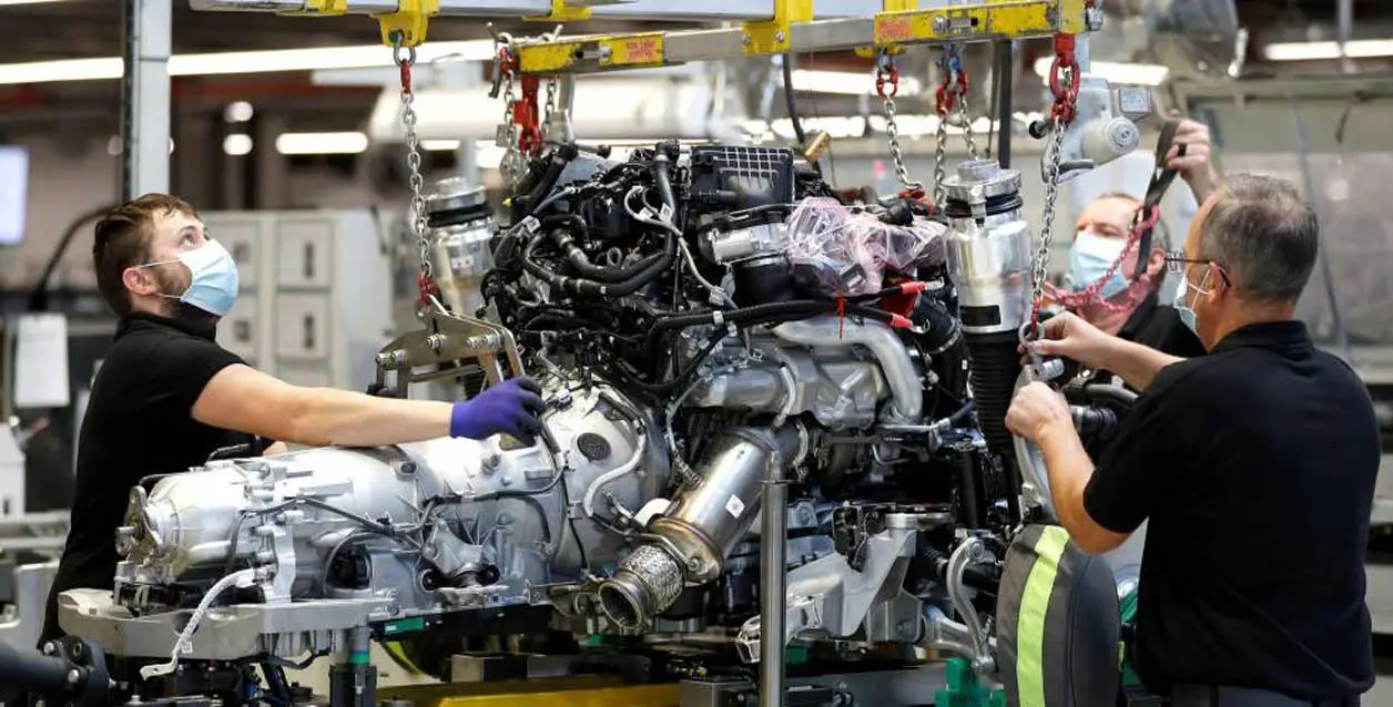 Ómicron impacta a la economía