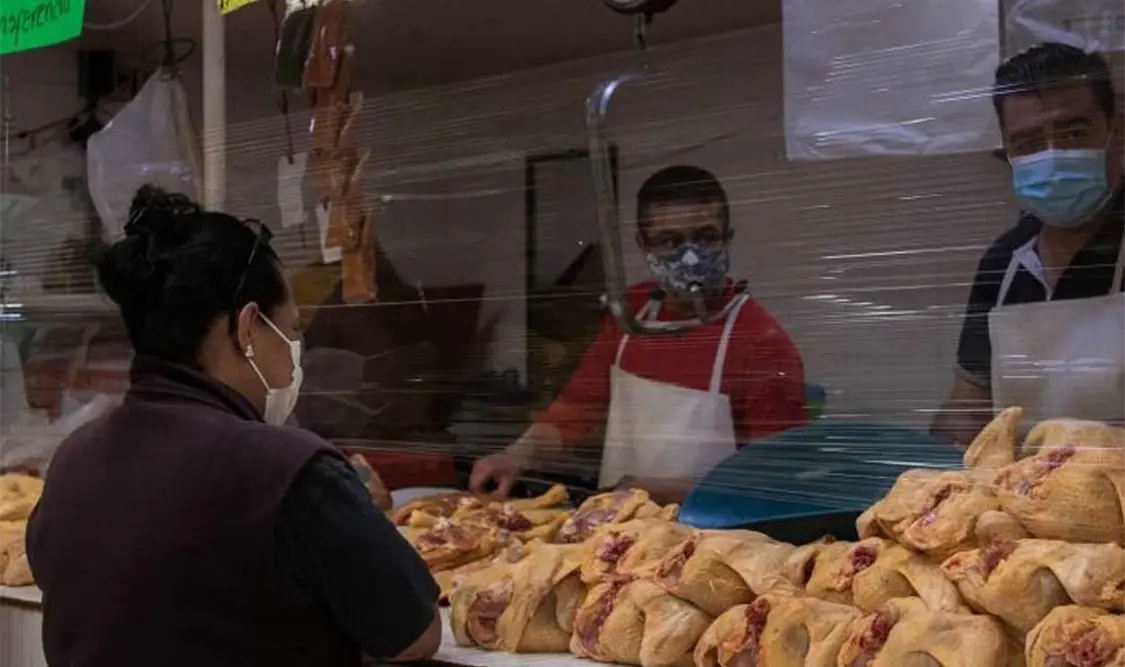 Los hombres ocupados reportaron un ingreso laboral de seis mil 836 pesos y las mujeres, de cinco mil 448 pesos.