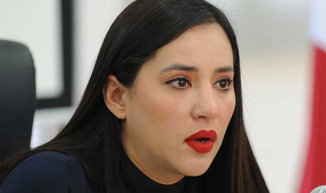 Acusan a Sandra Cuevas de reprimir a simpatizantes