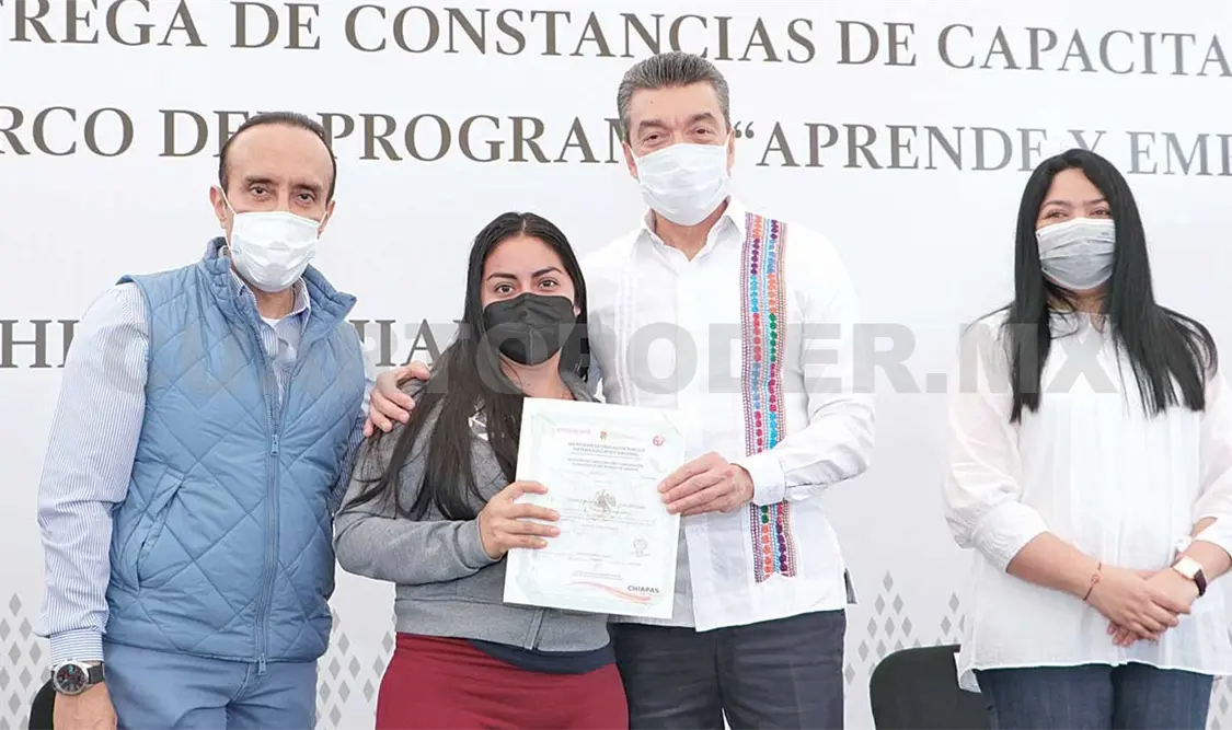 Concluyeron la capacitación impartida por el Icatech en la especialidad en “Estilismo y Diseño de Imagen”. CP