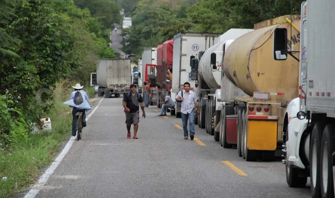 Cobro de piso a transportistas en Huixtla y Mapastepec