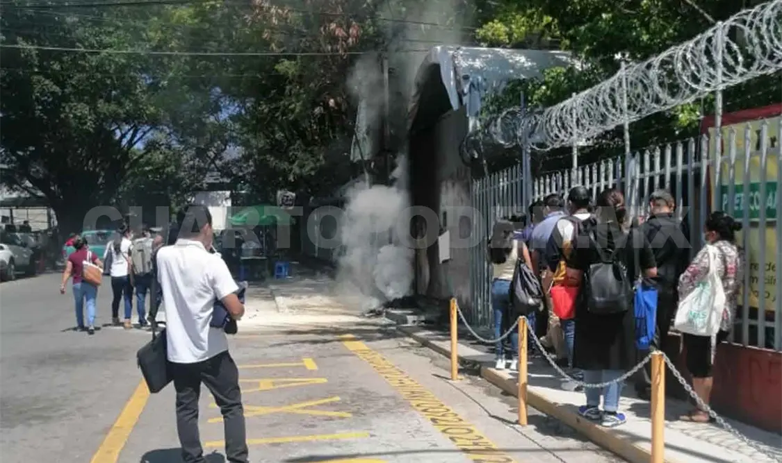 Maestros toman el edificio de la SE; exigen pagos