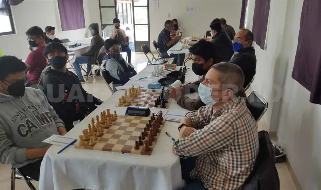 Movieron alfiles, torres y peones en Comitán