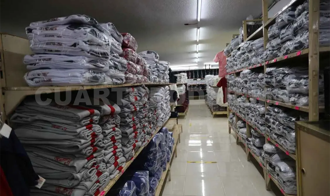 Sin repunte la venta de uniformes escolares en Tuxtla