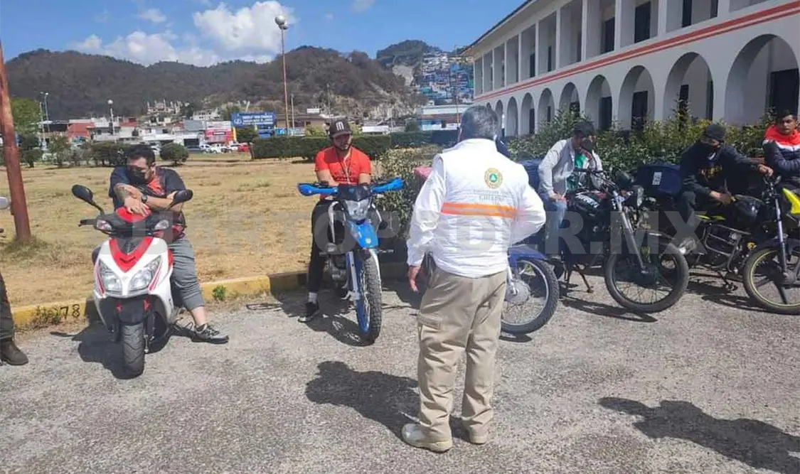 Crean comités comunitarios de motociclistas
