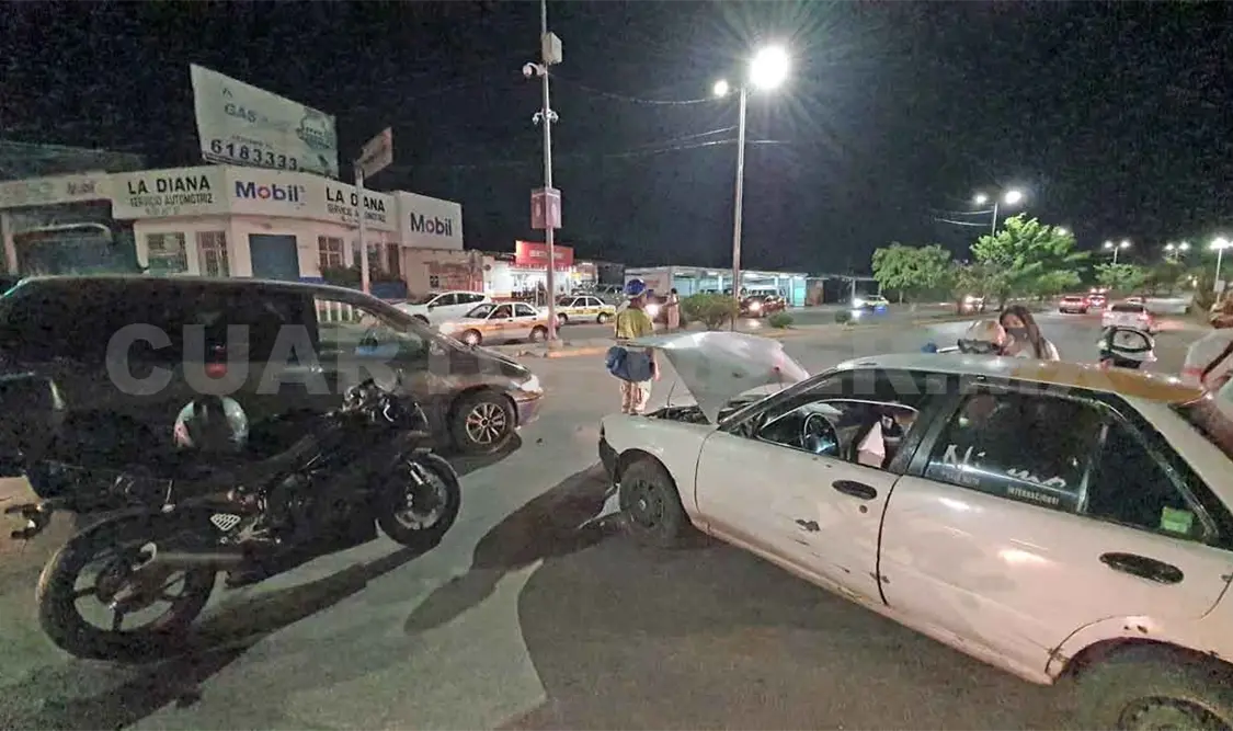 Un menor de edad resulta herido en fuerte colisión