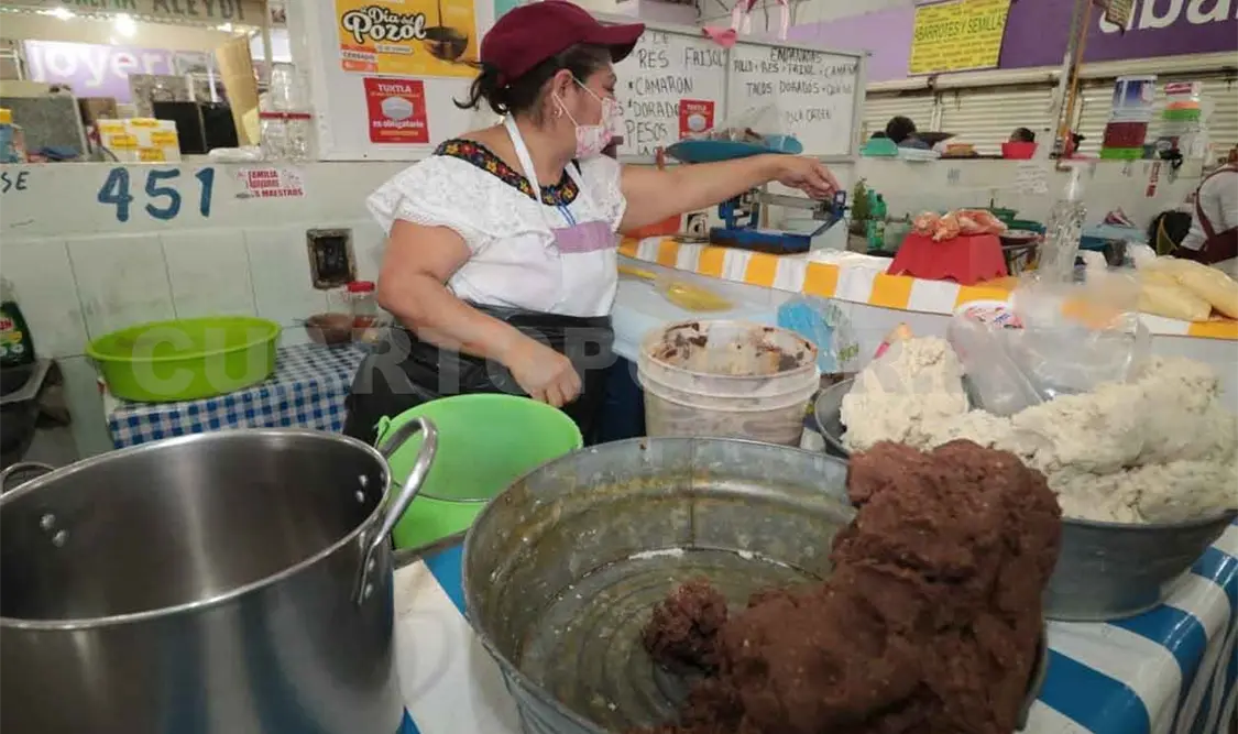 Se preparan para celebrar el Día del Pozol