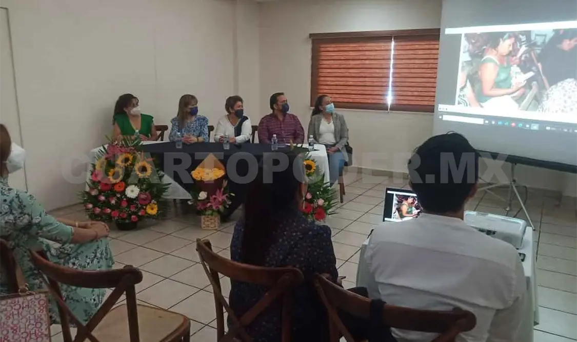 “Por la Superación de la Mujer” celebra 25 años
