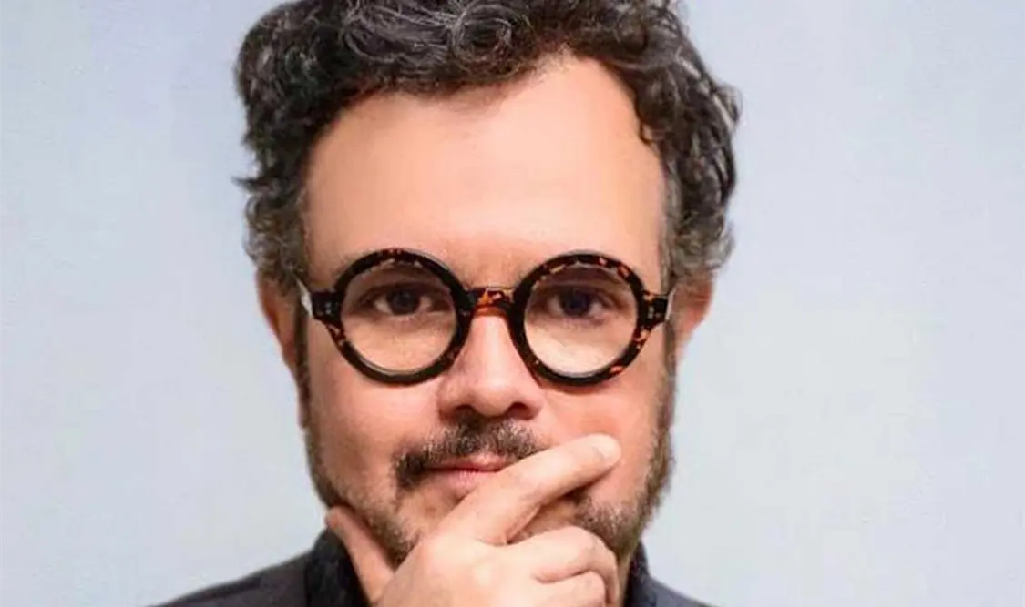 Deja abierta la posibilidad de cantar reguetón