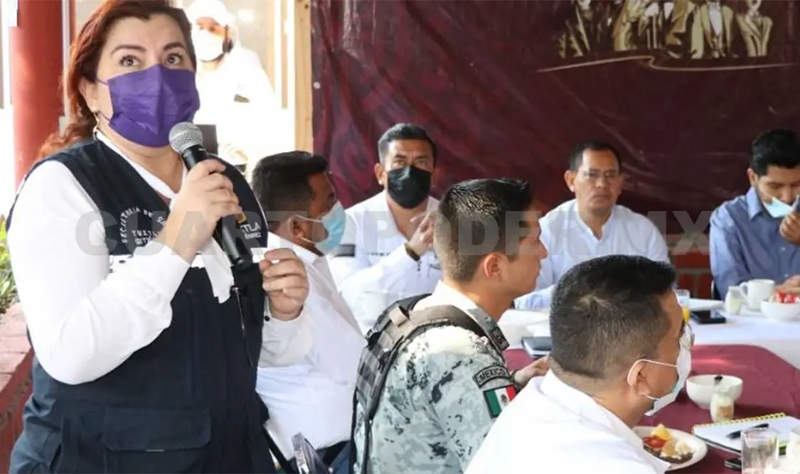 Se llevó a cabo una reunión con administradores de los 11 mercados, en la cual se emitieron recomendaciones para la venta de alimentos. CP