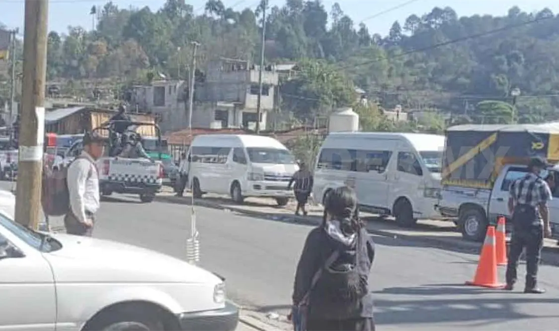 Entregaron apoyos a los adultos mayores en Oxchuc