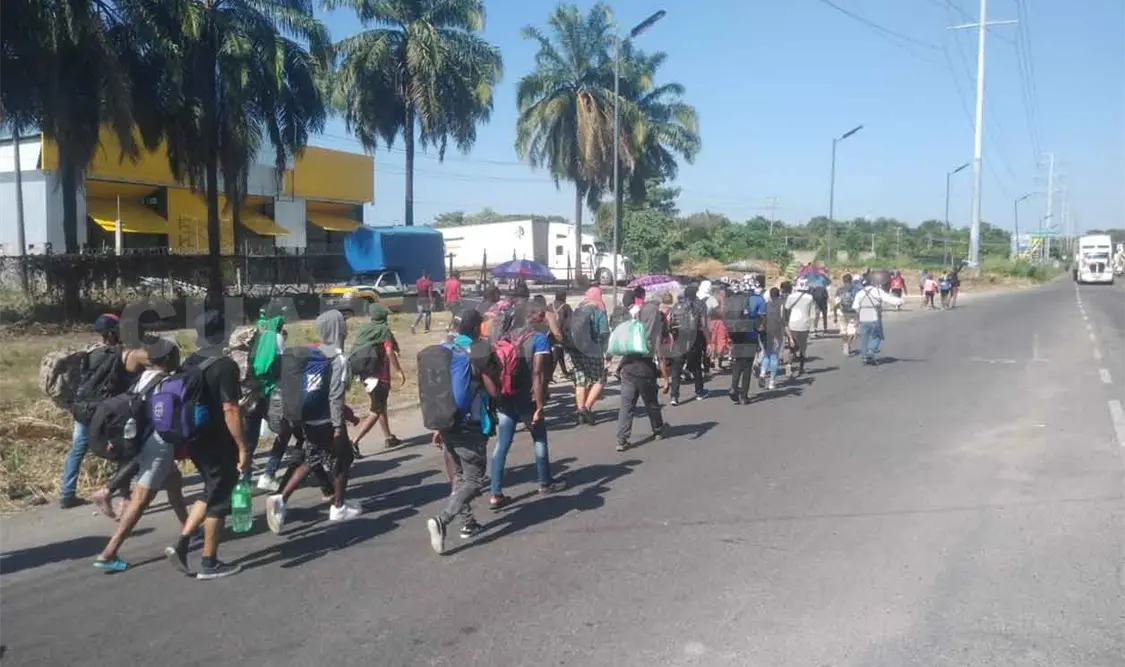 Migrantes rechazan empleo agrícola; prefieren ir a EUA