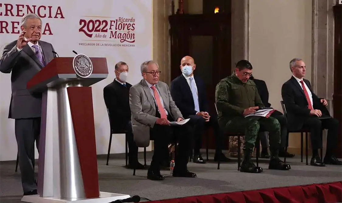 AMLO anuncia plan para fortalecer sistema de salud