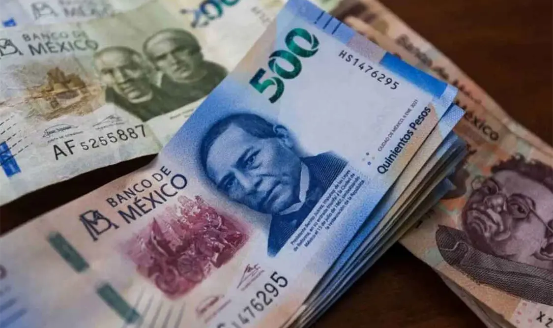 Peso mexicano estable