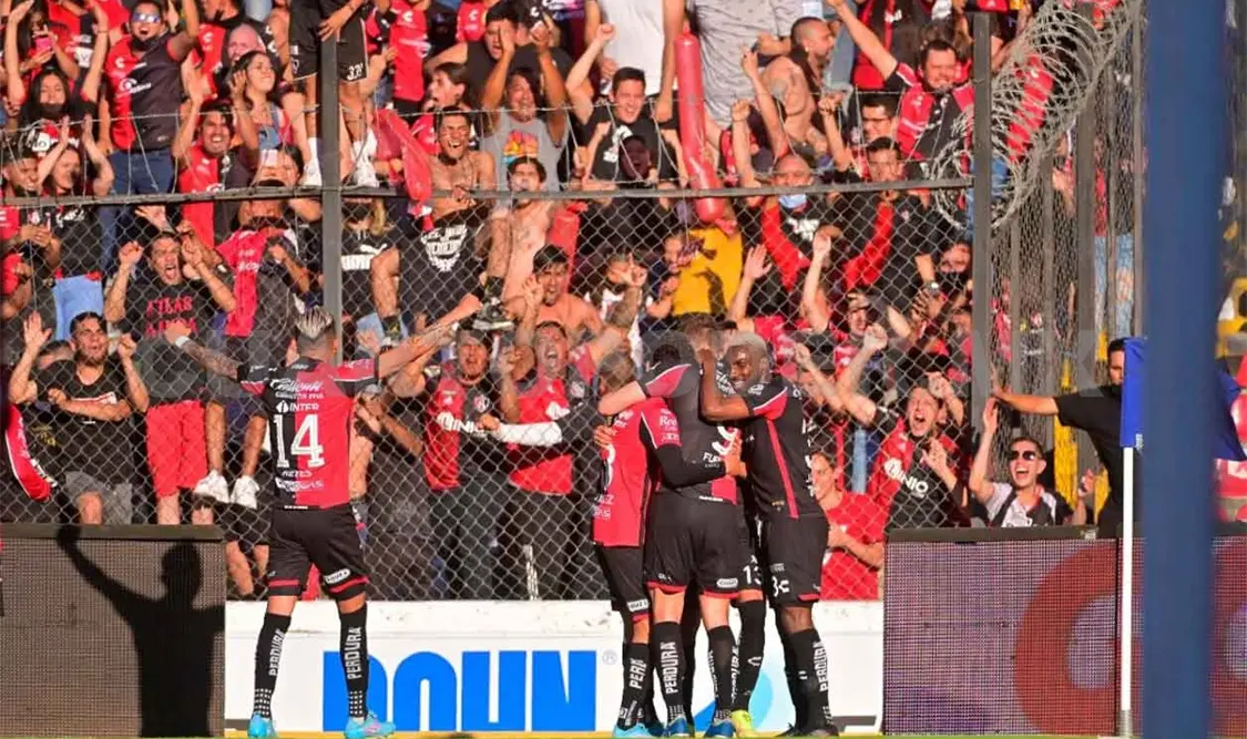 Requisitos para obtener Fan ID del clásico tapatío