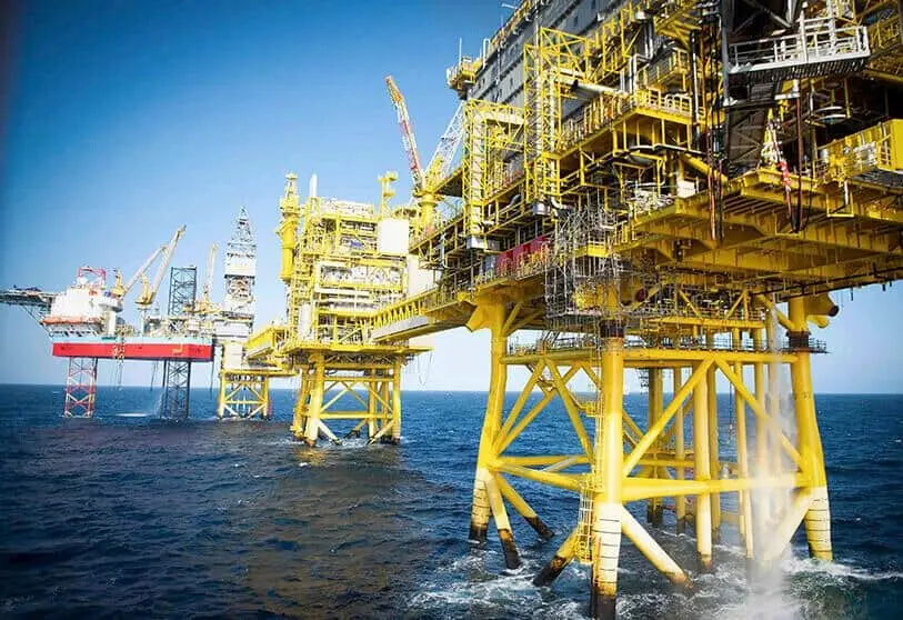 La agencia Fitch dijo que de aprobarse los cambios en el sector eléctrico disminuiría la competencia. Cortesía
