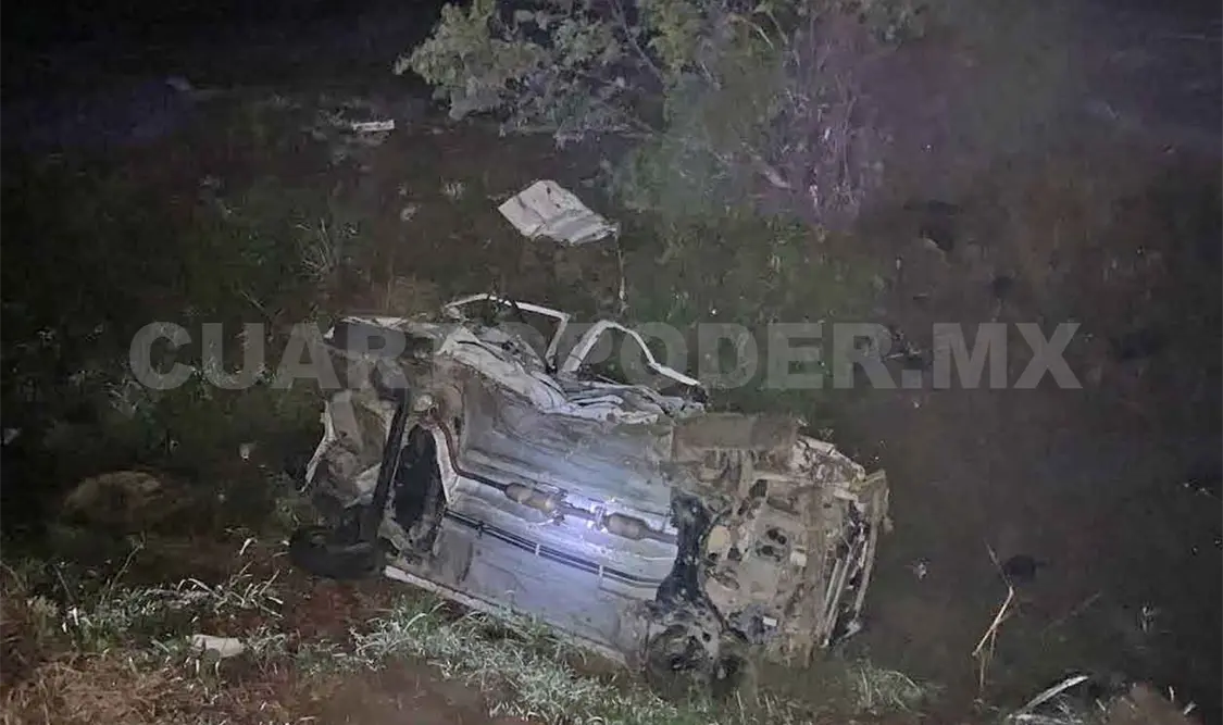 Mueren dos personas en accidente en la Costera