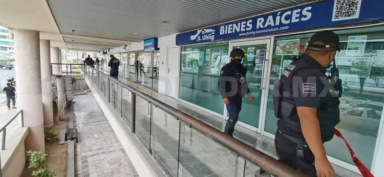 Asaltan Citibanamex en plaza Bonampak
