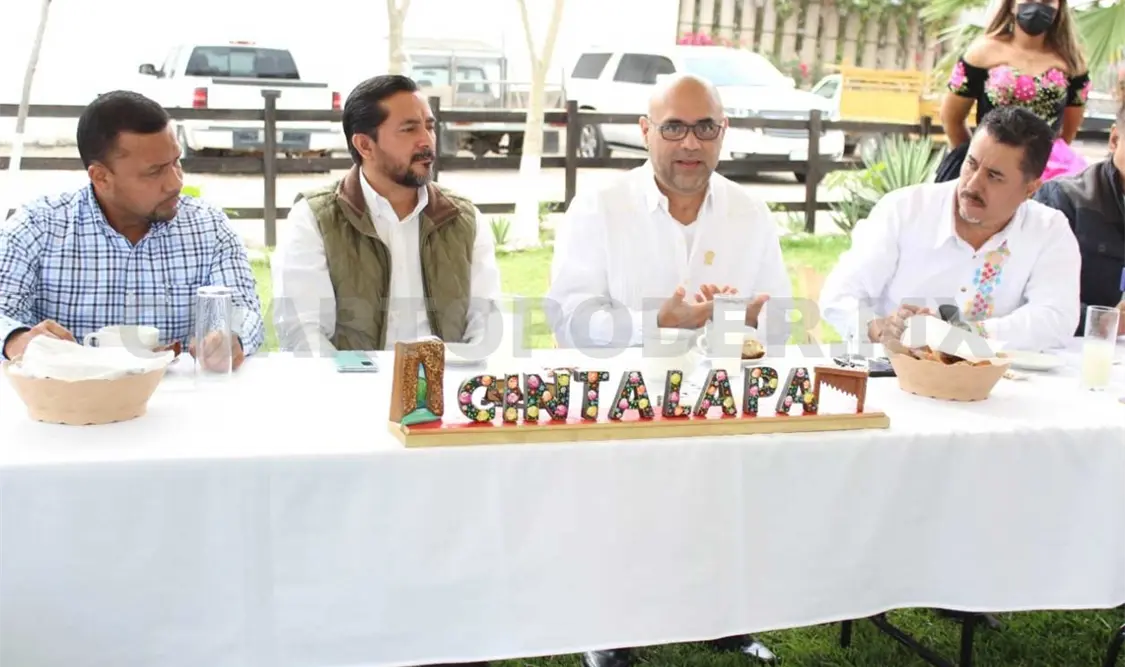 Los empresarios suman esfuerzos para lograr la reactivación económica. CP