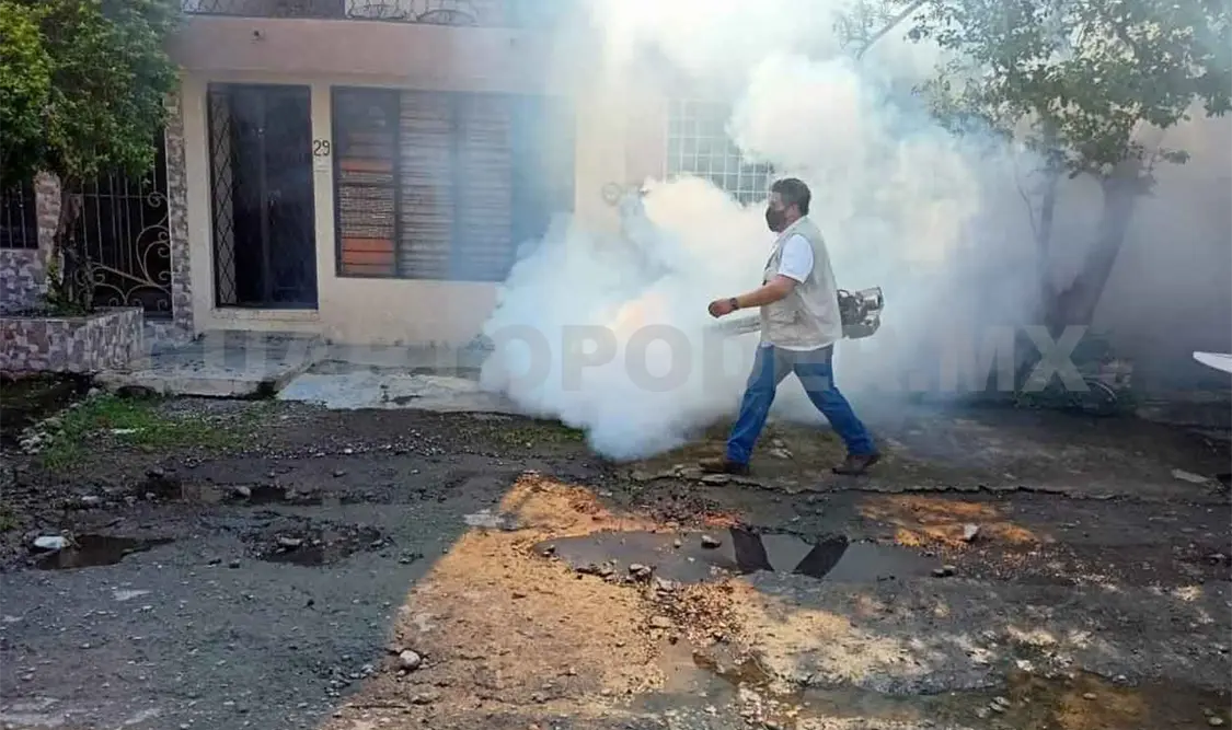 Se mantienen operativos contra el dengue