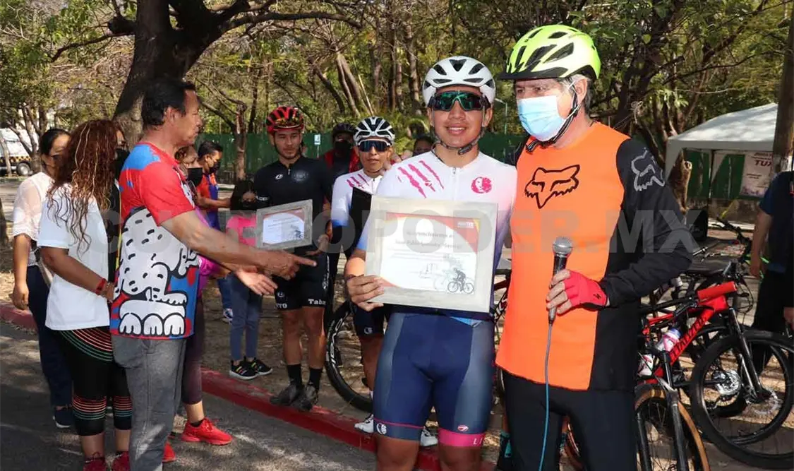 Issste e Indetux realizan rodada “Por Mi Salud”