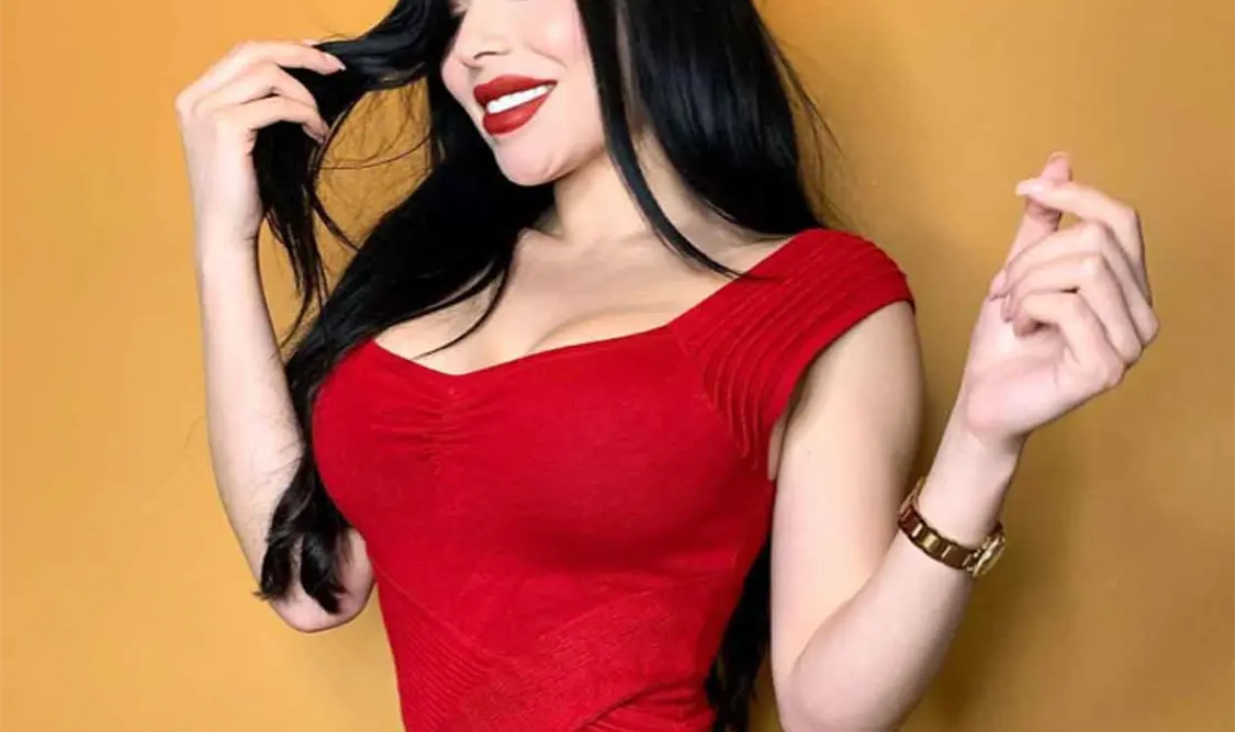 Tracy Saenz podría trabajar con Grupo Firme