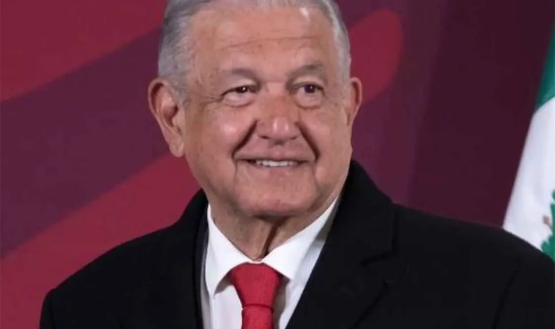 Mi hijo es modesto en comparación con Loret: AMLO