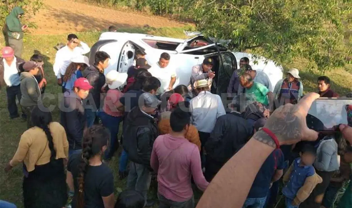 Varios lesionados en aparatoso accidente vehicular