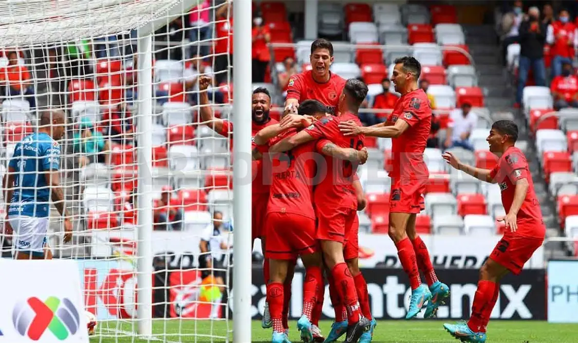 Toluca derrota a Puebla y se mete a zona de Liguilla