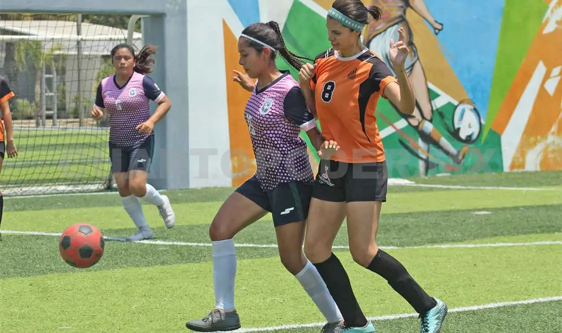 UPGCH y Unicach avanzan al nacional