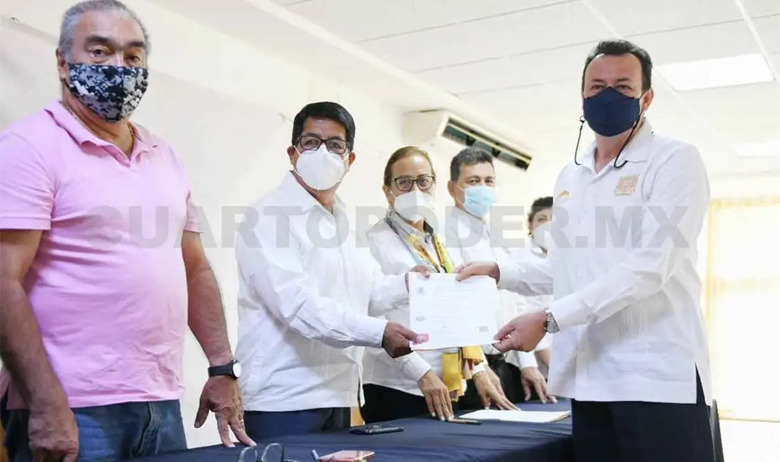 Personal de Arquitectura recibe certificación de competencias