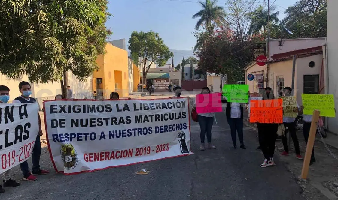 En espera de juicio para contar con matrícula