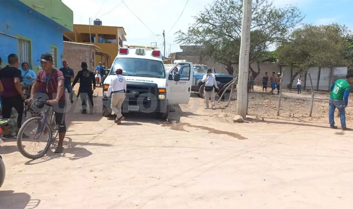 Acribillan a tiros a conductor de pipa