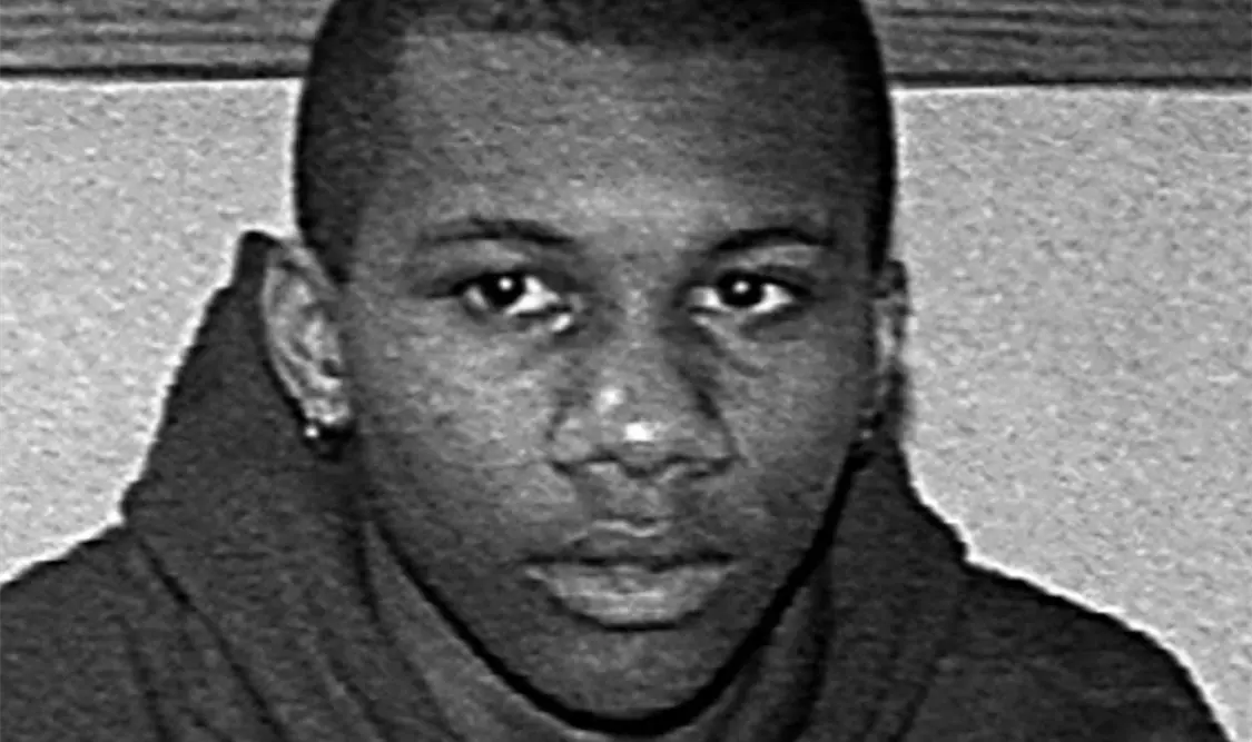 Fallece a los 49 años Roderick Clark